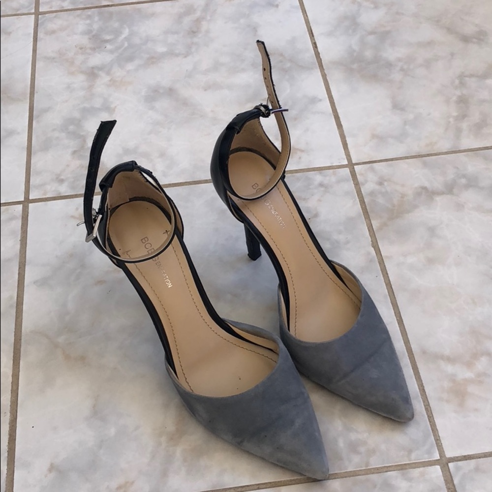 BCBGeneration pointy toe heels